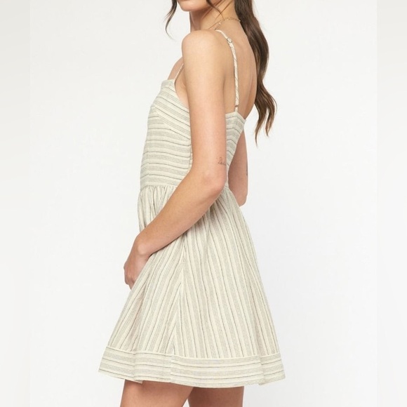 Francesca’s Elegant Cream Striped min Dress - Picture 3 of 10